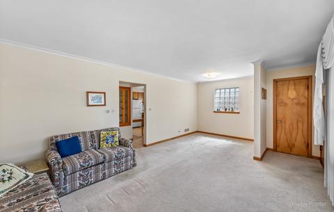 451 S Maple St, Itasca, IL 60143 photo 4