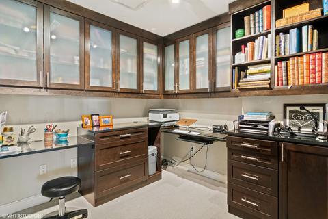 340 E Randolph St #504, Chicago, IL 60601 photo 11