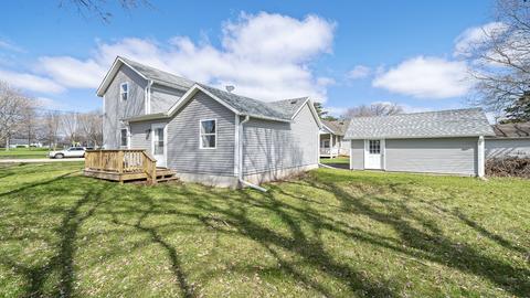 705 S 3rd St, Oregon, IL 61061 photo 4