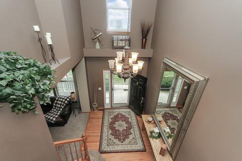 10133 Compton Dr, Huntley, IL 60142 photo 2