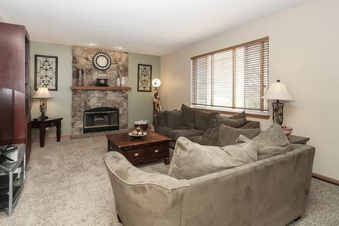 10133 Compton Dr, Huntley, IL 60142 photo 10