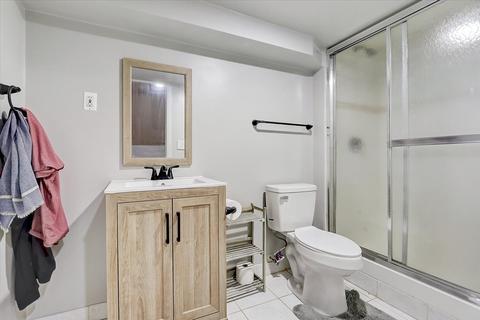 1481 Newcastle Ln, Bartlett, IL 60103 photo 25
