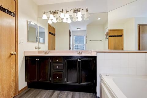 1481 Newcastle Ln, Bartlett, IL 60103 photo 37