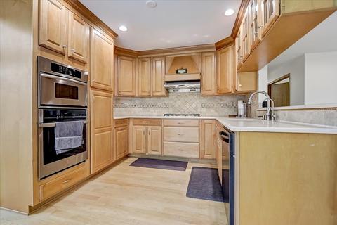 1481 Newcastle Ln, Bartlett, IL 60103 photo 13