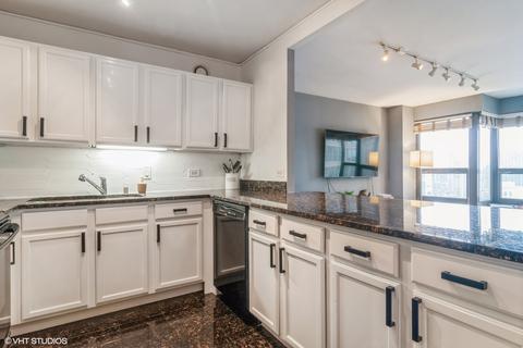 30 E Huron St #2905, Chicago, IL 60611 photo 6