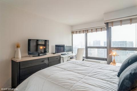 30 E Huron St #2905, Chicago, IL 60611 photo 8