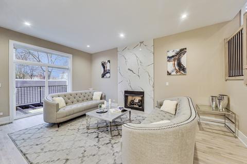 525 E 43rd St, Chicago, IL 60653 photo 30