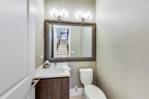 525 E 43rd St, Chicago, IL 60653 photo 27