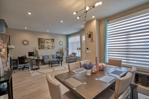 525 E 43rd St, Chicago, IL 60653 photo 9