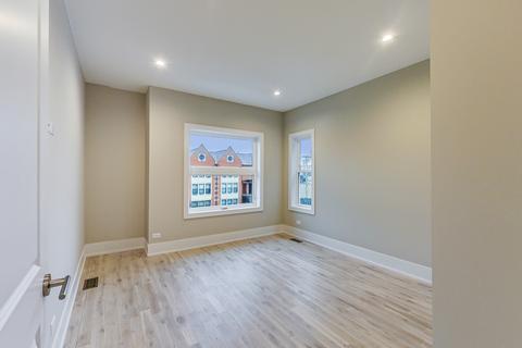 525 E 43rd St, Chicago, IL 60653 photo 33