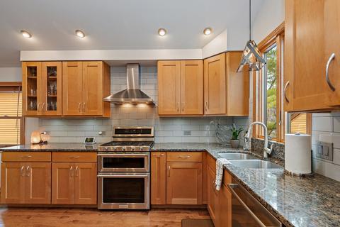 81 Riverside Ave, West Dundee, IL 60118 photo 6