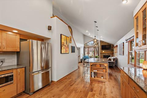 81 Riverside Ave, West Dundee, IL 60118 photo 8