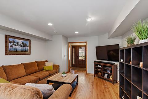 81 Riverside Ave, West Dundee, IL 60118 photo 3