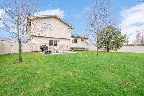 702 Feeney Dr, Minooka, IL 60447 photo 27