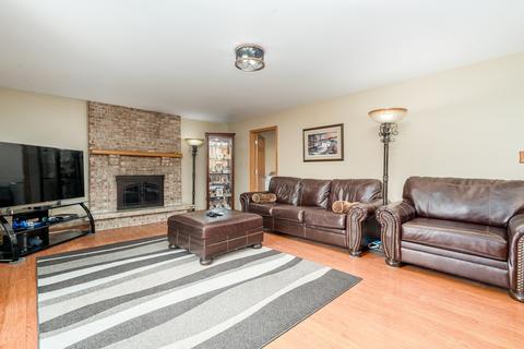 702 Feeney Dr, Minooka, IL 60447 photo 14