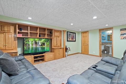 1921 Tunbridge Ct, Algonquin, IL 60102 photo 4