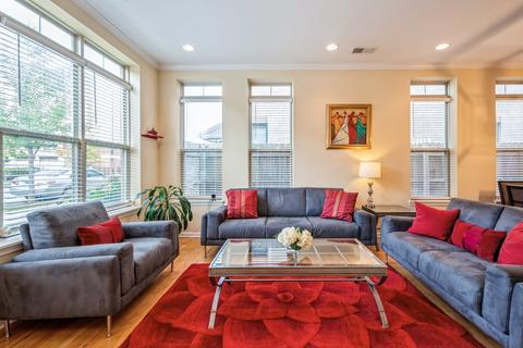 725 E 38th St #101, Chicago, IL 60653 photo 3