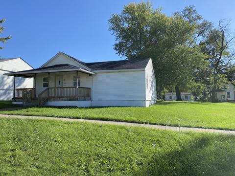 1264 E Locust St, Kankakee, IL 60901 photo 1