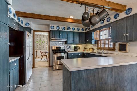 960 Oakley Ave, Elgin, IL 60123 photo 7