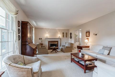 960 Oakley Ave, Elgin, IL 60123 photo 4