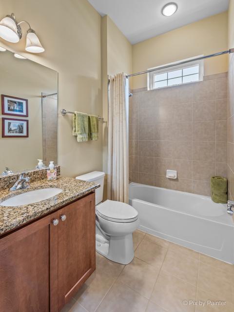 3909 Eagle Ridge Dr, Elgin, IL 60124 photo 7
