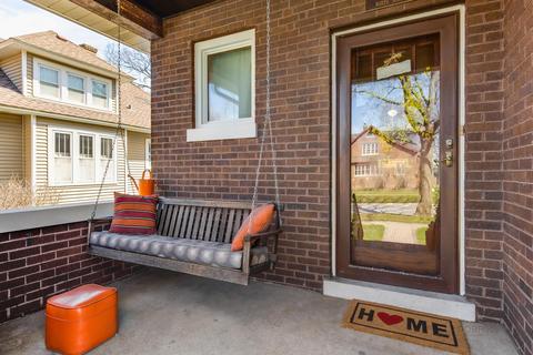 1 N Maple St, Mount Prospect, IL 60056 photo 3