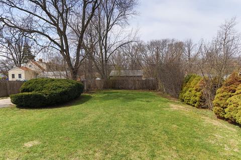328 S Wolf Rd, Des Plaines, IL 60016 photo 19