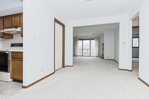 1111 E Jefferson St #11, Bloomington, IL 61701 photo 4