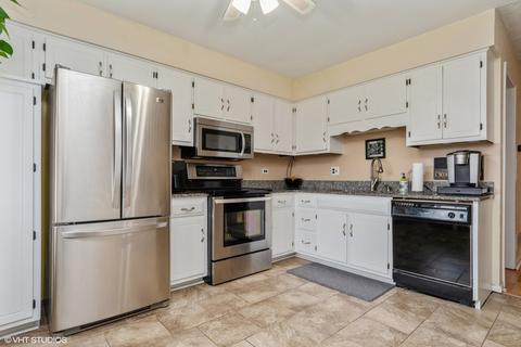 14732 S Penn Rd, Plainfield, IL 60544 photo 4
