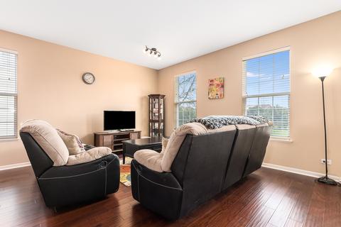 4252 Drexel Ave, Aurora, IL 60504 photo 4