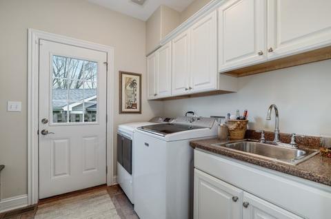 303 Brookside Cir, Wheaton, IL 60187 photo 26