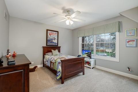 303 Brookside Cir, Wheaton, IL 60187 photo 36
