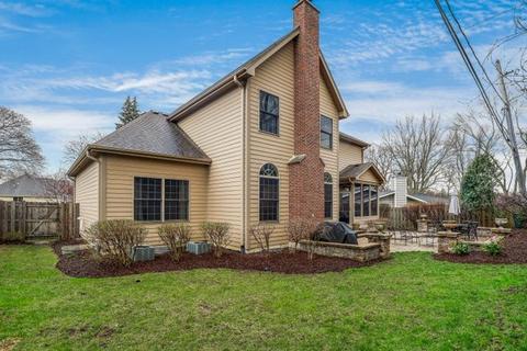303 Brookside Cir, Wheaton, IL 60187 photo 52