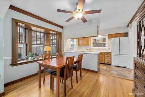 372 Hamilton Ave, Elgin, IL 60123 photo 6