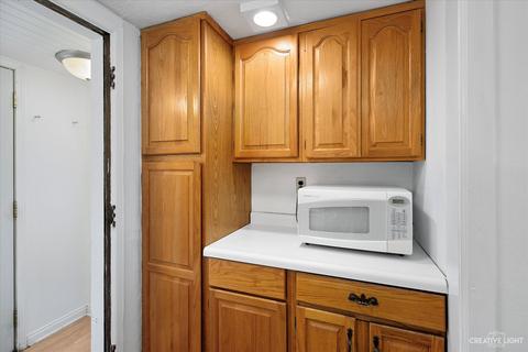 372 Hamilton Ave, Elgin, IL 60123 photo 11