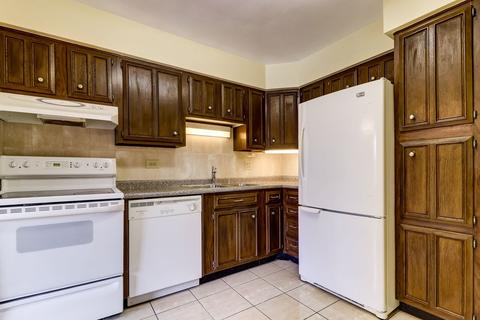 1500 Harbour Dr #2C, Wheeling, IL 60090 photo 5