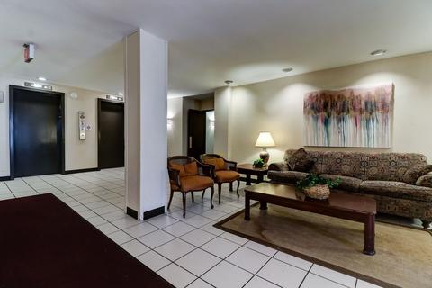 1500 Harbour Dr #2C, Wheeling, IL 60090 photo 3