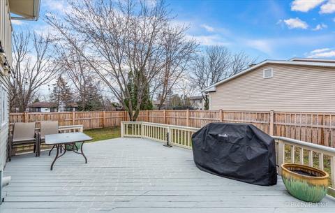 4475 Capstan Dr, Hoffman Estates, IL 60192 photo 25