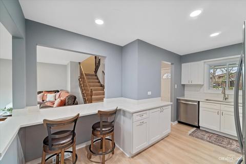 1097 Whitchurch Ct, Wheaton, IL 60189 photo 7