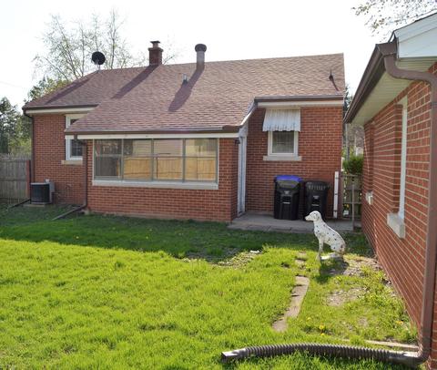 910 S Low St, Bloomington, IL 61701 photo 21