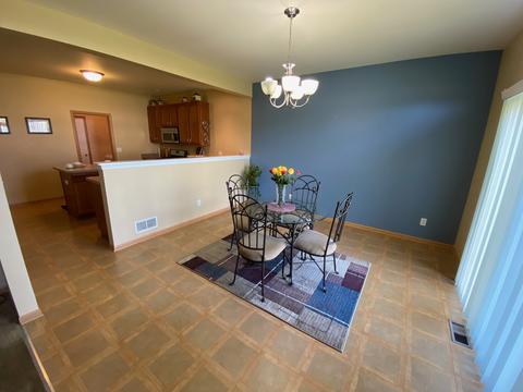 511 Meadow Ln, Harvard, IL 60033 photo 10