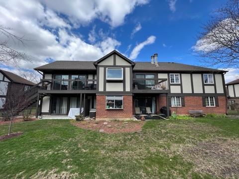 231 Stanhope Dr #A, Willowbrook, IL 60527 photo 5