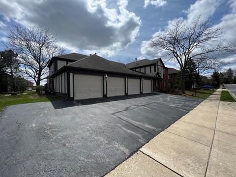 231 Stanhope Dr #A, Willowbrook, IL 60527 photo 9