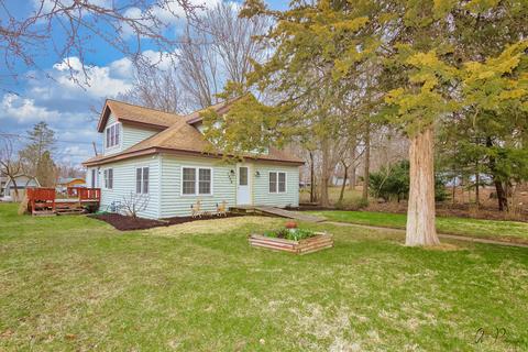 1608 Bolling Ave, Johnsburg, IL 60051 photo 2
