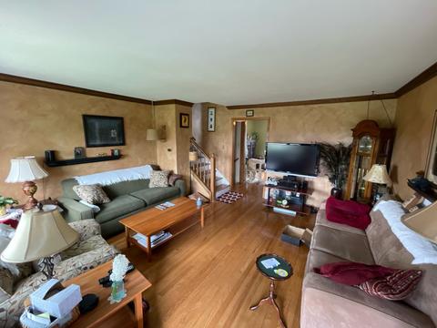 1637 Beecher Ave, Wheaton, IL 60187 photo 3