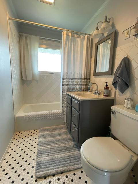 1637 Beecher Ave, Wheaton, IL 60187 photo 5