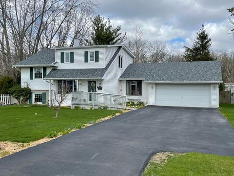 1637 Beecher Ave, Wheaton, IL 60187 photo 2