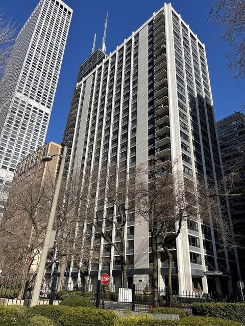 222 E Pearson St #903, Chicago, IL 60611 photo 1