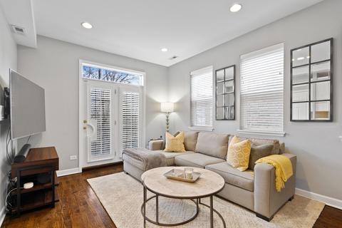 2343 N Leavitt St #2, Chicago, IL 60647 photo 2