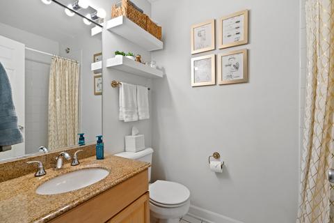 2343 N Leavitt St #2, Chicago, IL 60647 photo 13